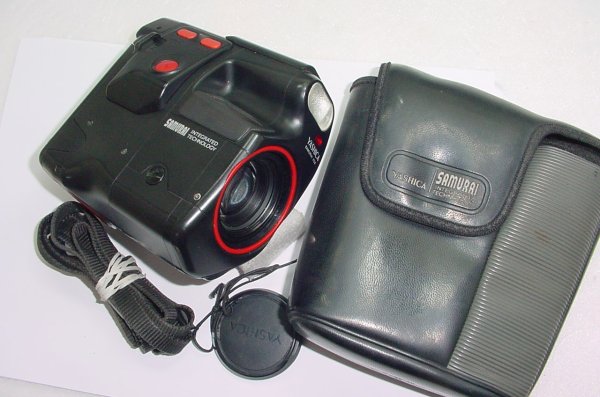Yashica Samurai X3.0 35mm Film SLR Half Frame Point & Shoot Camera 25-75mm Lens