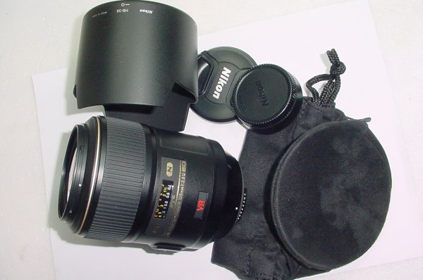 Nikon 105mm F/2.8G ED N AF-S Micro Nikkor Lens