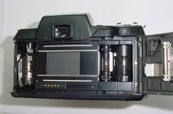 Pentax SF7 35mm Film SLR Camera + Pentax-F 28-80mm f3.5-4.5 Zoom Lens