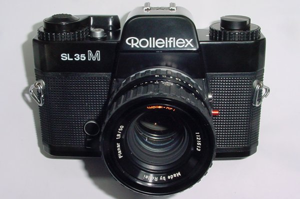 Rolleiflex SL 35 M 35mm Film SLR Camera with Rollei-HFT Planar 50mm F/1.8 Lens