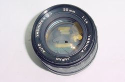 Yashica 50mm f1.4 Yashinon-DS manual focus M42 screw mount lens