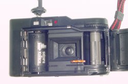 Konica Tomato 35mm Film Point & Shoot Camera 35/4 Lens in Red