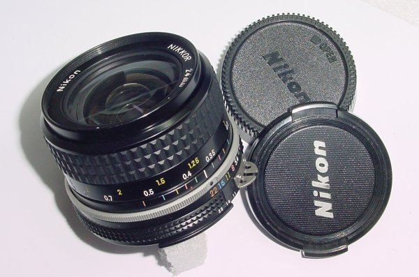 Nikon 24mm F/2.8 AI Nikkor Wide Angle Manual Focus Lens