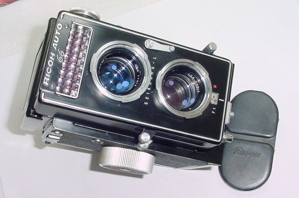 Ricoh Auto 66 TLR 120 Film Medium Format Camera 8 cm f/3.5 Lens