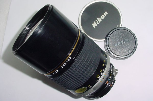 Nikon 180mm F/2.8 NIKKOR * ED AIs Manual Focus Lens