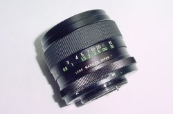 Petri 28mm f/2.8 Auto M42 Screw Mount Wide Angle Manual Focus Lens