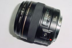 Canon 100mm f/2 EF USM Portrait Lens