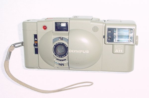 Olympus XA 2 Limited Edition Urban White Film Camera D.Zuiko Lens + A11 Flash