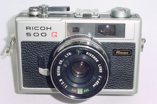 Ricoh 500 G Rangefinder 35mm Film Camera with 40/2.8 Lens