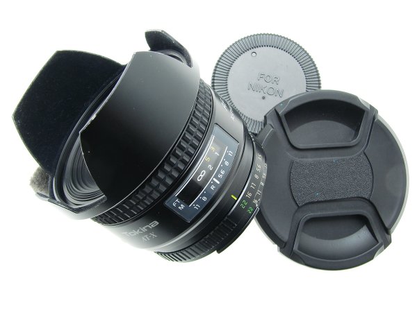 Tokina 17mm F/3.5 AF Aspherical AT-X Wide Angle Lens For Nikon AF