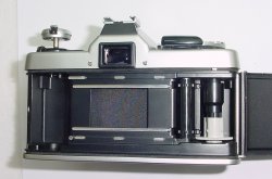 minolta XG 2 35mm Film SLR Manual Camera + Minolta 50mm F/1.7 MD Lens