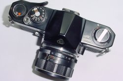 Pentax SPOTMATIC SP 35mm Film SLR Camera + Super-Takumar 55/1.8 Lens in Black