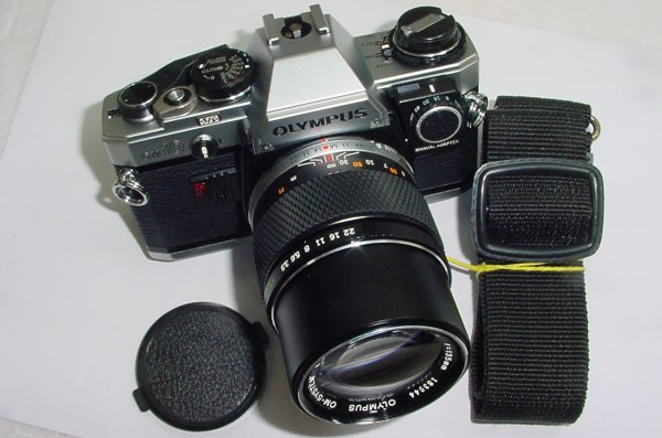 Olympus OM10 35mm Film SLR Manual Camera with 135/3.5 E.Zuiko Auto-T Lens + MA