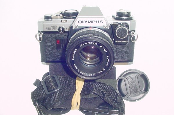 Olympus OM10 35mm Film SLR Manual Camera with 50/1.8 Zuiko Lens + MA