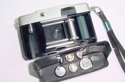 Olympus PEN-EE Half Frame 35mm Film Camera 30/2.8 Lens