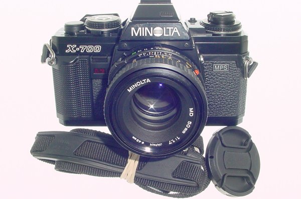 Minolta X-700 35mm Film SLR Manual Camera + Minolta 50mm F/1.7 MD Lens