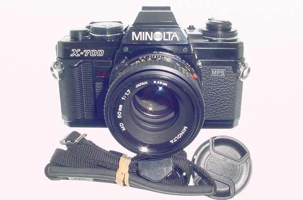 Minolta X-700 35mm Film SLR Manual Camera + Minolta 50mm F/1.7 MD Lens
