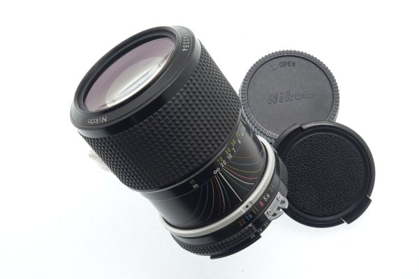 Nikon 43-86mm F/3.5 AI NIKKOR Zoom Manual Focus Lens