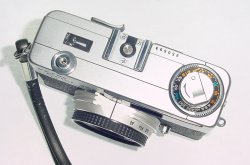 Petri Color 35 E fully automatic 35mm Film Camera with 40mm f/2.8 Lens