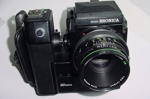 Bronica ETRSi SLR 6 x 4.5 Camera + Zenzanon-PE 75/2.8 Lens and ETR Motor Drive E