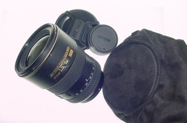 Nikon 17-55mm F/2.8 G ED IF AF-S DX Nikkor Zoom Lens