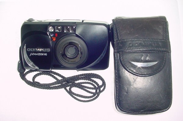 Olympus U [mju:] MJU Zoom 140 35mm Film Point & Shoot Camera 38-140mm Zoom Lens