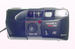 Yashica AW mini AF Kyocera 35mm Film Point & Shoot Camera 32/3.5 Lens
