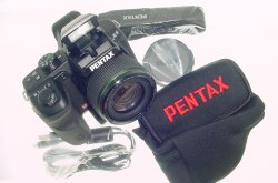 Pentax X-5 16MP DSLR Camera with 26X Zoom Lens in Black