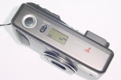 Yashica T Zoom Kyocera Film Camera Carl Zeiss 28-70mm f/4.5-8 T* Tessar Lens