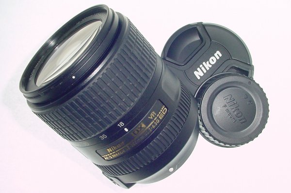 Nikon 18-300mm F/3.5-6.3 G ED AF-S DX VR Nikkor Zoom Lens
