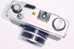 Ricoh 800 EES 35mm Film Rangefinder 40mm F/2.8 Rikenon Lens