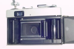 Ricoh 800 EES 35mm Film Rangefinder 40mm F/2.8 Rikenon Lens