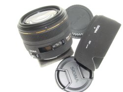 Sigma 30mm f/1.4 DC HSM Wide Angle Lens for Canon EF