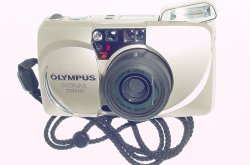 Olympus Stulus Zoom 140 Point & Shoot Compact Film Camera 38-140mm Zoom Lens