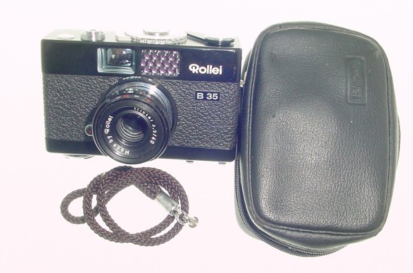 Rollei B 35 Film Camera with Triotar 40mm F/3.5 Lens in Black