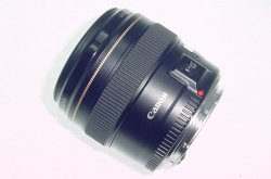 Canon 85mm f/1.8 EF USM Portrait Lens