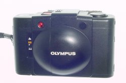 Olympus XA 2 35mm Film Camera D.Zuiko 35mm F/3.5 Lens
