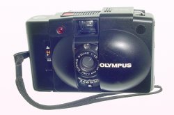 Olympus XA 2 35mm Film Camera D.Zuiko 35mm F/3.5 Lens