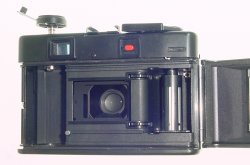 minolta HI-MATIC F 35mm Film Rangefinder Camera Rokkor 38/2.7 Lens Black