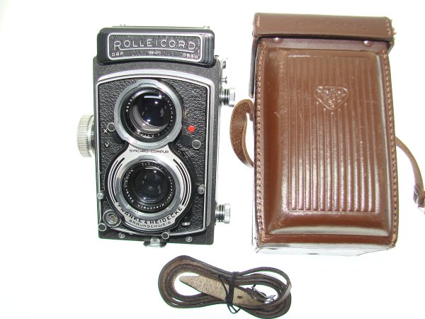Rollei Rolleicord V 6x6 TLR Medium Format Film Camera Xenar 75/3.5 Lens
