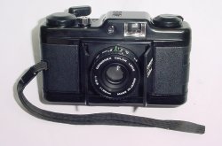 CHINON Bellami 35mm Film Compact Manual Focus Camera 35/2.8 Lens - Excellent