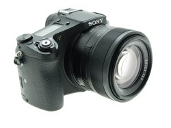 Sony RX10 MK 1 20.1MP Digital Camera Carl Zeiss 24-200mm F2.8 T* Zoom Lens