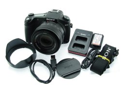 Sony RX10 MK 1 20.1MP Digital Camera Carl Zeiss 24-200mm F2.8 T* Zoom Lens