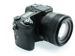 Sony RX10 MK 1 20.1MP Digital Camera Carl Zeiss 24-200mm F2.8 T* Zoom Lens