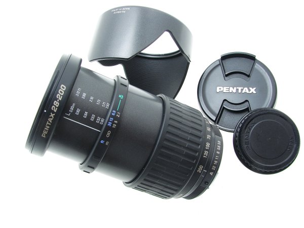Pentax 28-200mm f/3.8-5.6 Pentax-FA IF&AL smc Zoom Lens
