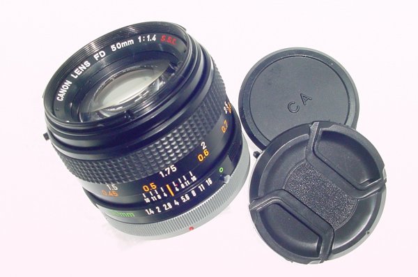Canon 50mm F/1.4 FD S.S.C. Standard Manual Focus Lens