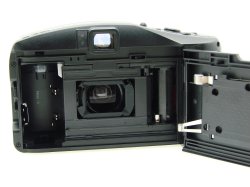 Olympus Superzoom 700 XB 35mm Film Point & Shoot Camera 38-70mm Zoom Lens