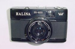HALINA 35-600 35mm Film Camera 40/2.8 Lens
