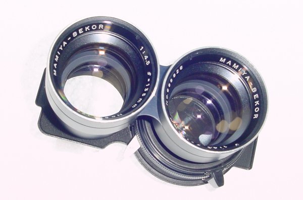 Mamiya 135mm F/4.5 MAMIYA-SEKOR TLR Portrait Twin Lens - Blue Dot