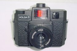 LOMOGRAPHY HOLGA 120 Film Camera 60mm F/8 Lens - MINT